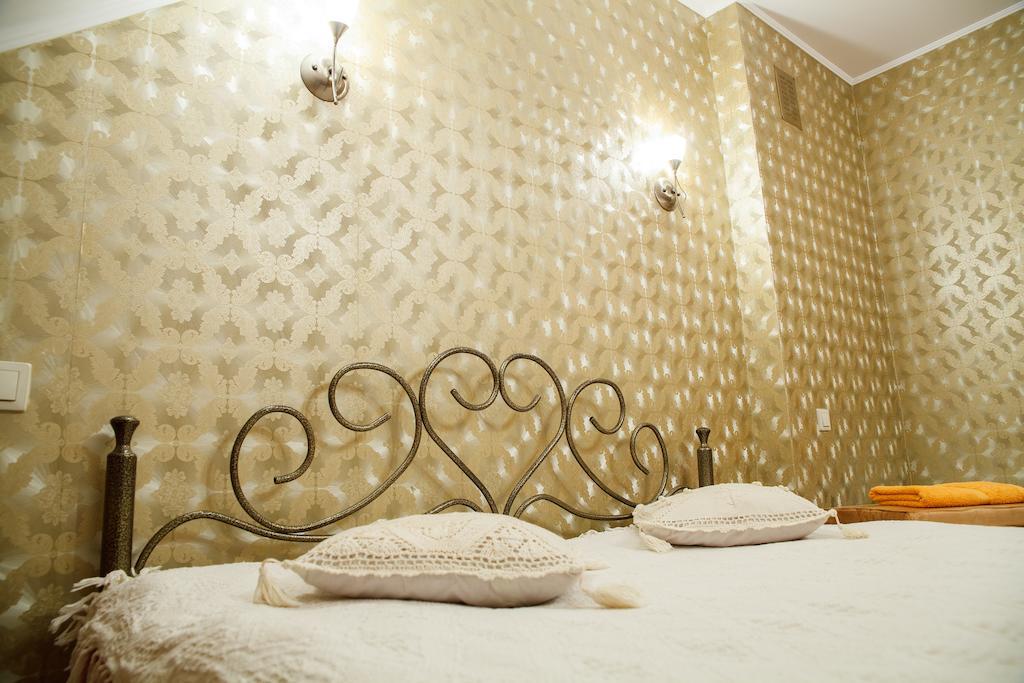 Karalinski Falvarok Tyzengauza Hotell Korolino  Rum bild